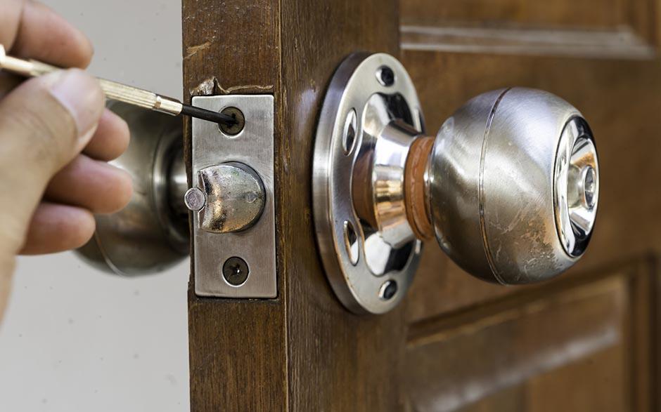7j7 serrurier ouverture de porte Corbeil-Essonnes